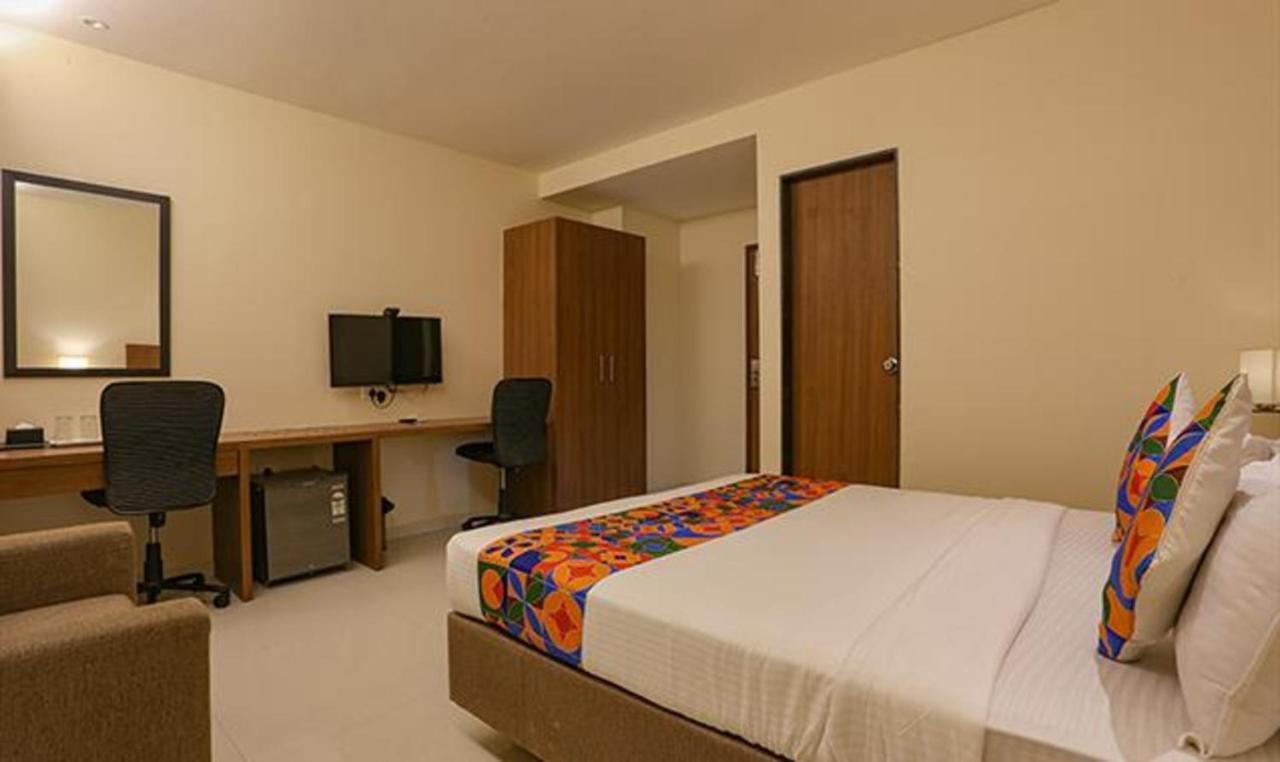 Fabhotel Royal International - Nr Mumbai International Airport Zewnętrze zdjęcie
